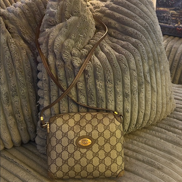 Vintage Gucci Crossbody Bag Interlocking GG Monogram Supreme Coated Canvas Purse - Picture 16 of 17